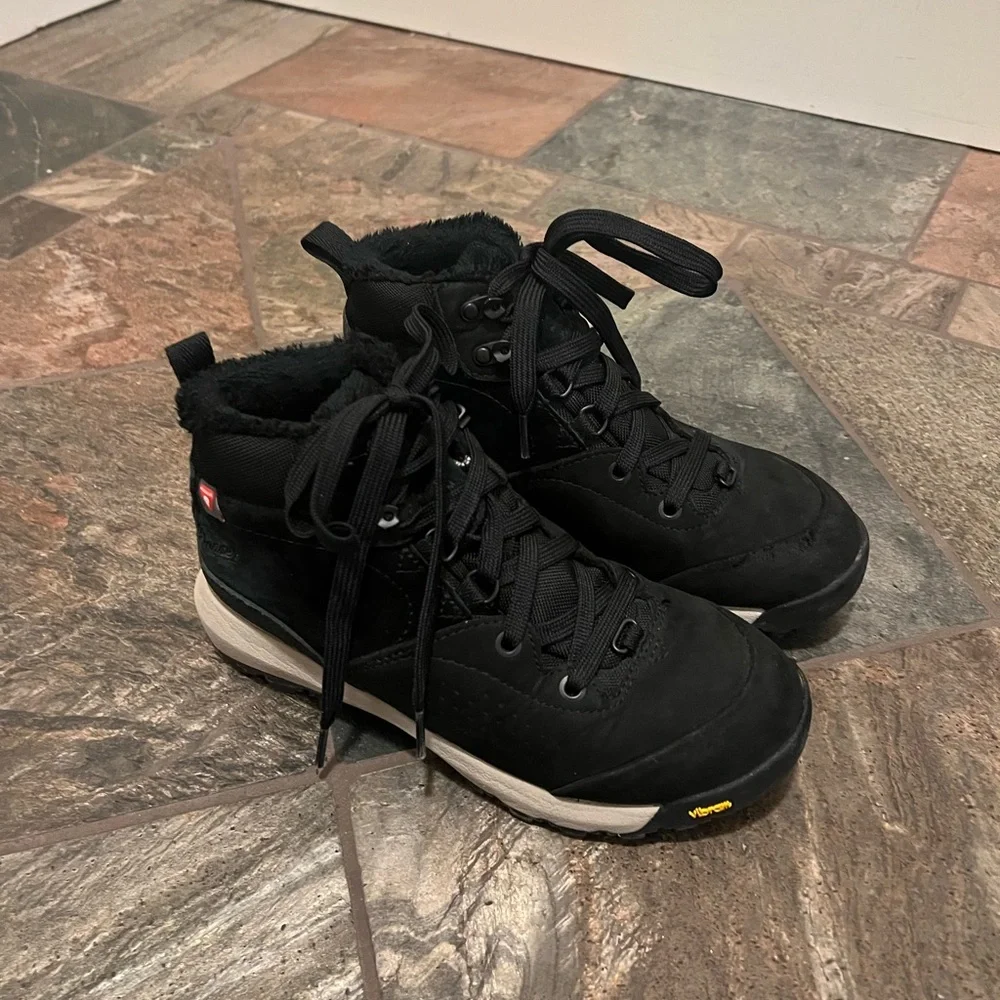 Danner womens black